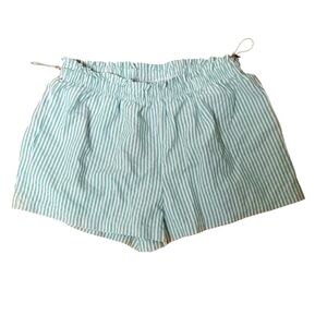 NWOT No Boundaries Women's Striped Mid Rise Stretchy Seersucker Bungee Shorts, S